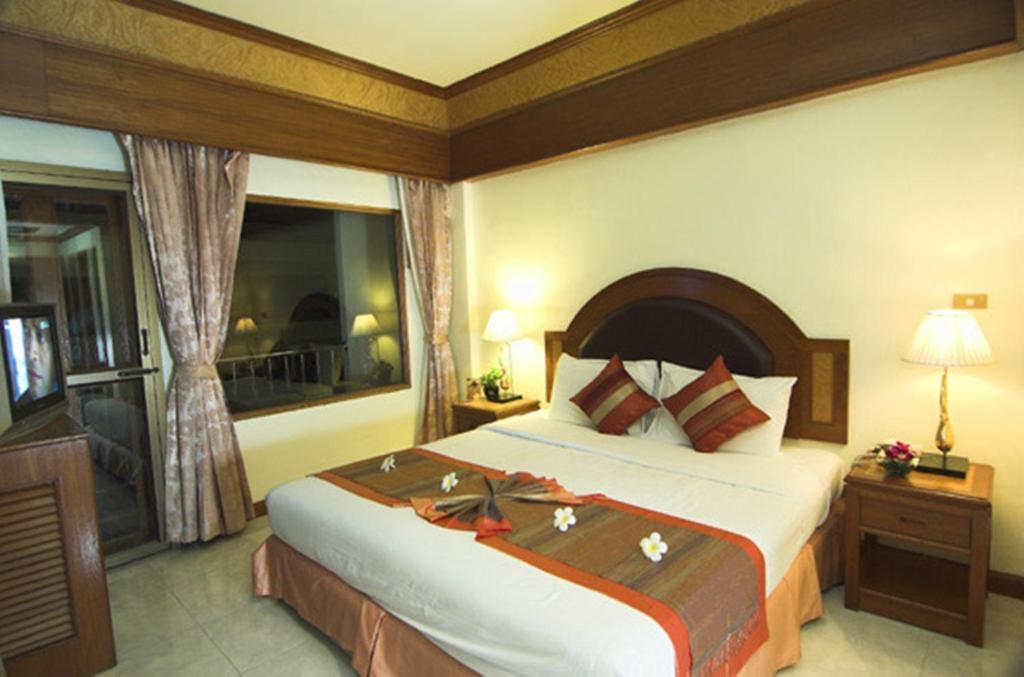 Ps Hotel Phuket Patong - Sha Plus Room photo