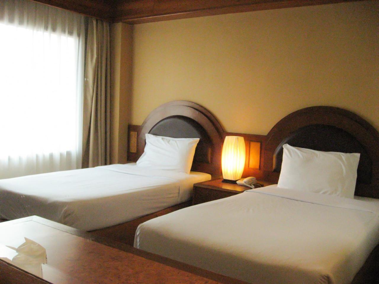 Ps Hotel Phuket Patong - Sha Plus Exterior photo